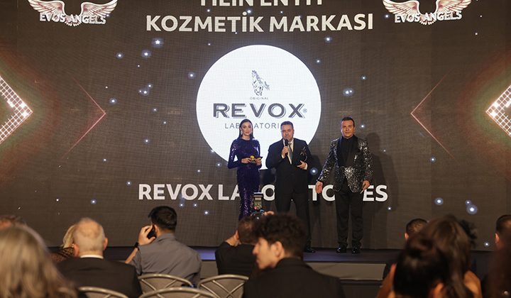 Revox Laboratories’e ‘Yılın En İyi Kozmetik Markası’ ödülü verildi