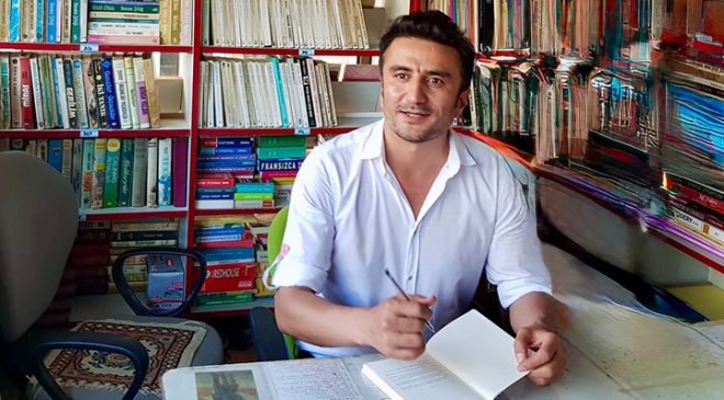 ROEN MEDREO: Gerçek yazar cesur olmalı