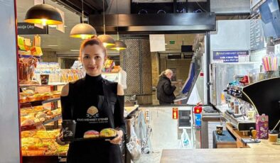 Mimari Projesini Çizdiği Şubede Tezgâhın Başına Geçti