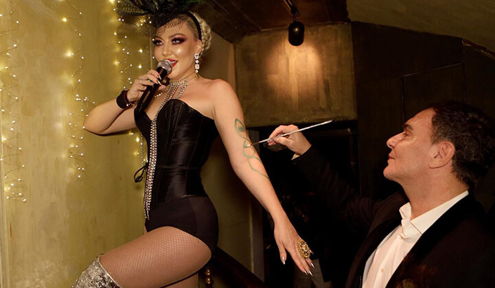 Esma Er sanatseverleri hayran bıraktı