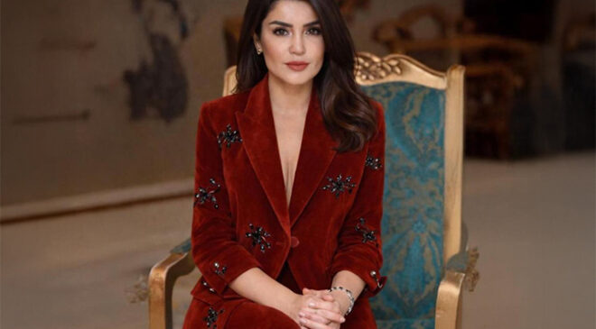 Ünlü şarkıcı Esra Öztürk’ten bir ilk: Dikey klip