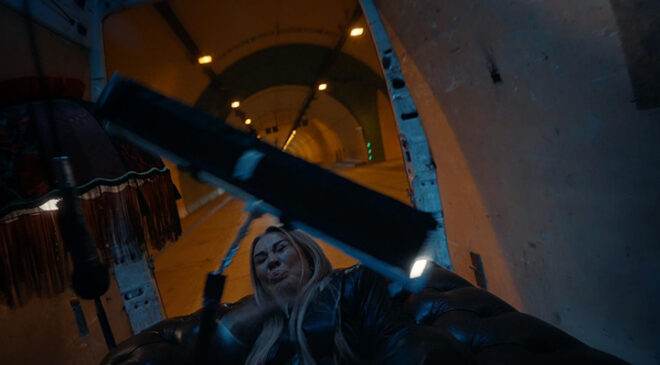 Selen Görgüzel ucuz atlattı: Işık üzerine düştü