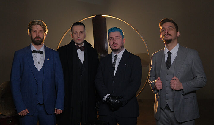 Türk Rock & Metal sahnesine iddialı bir giriş yapan Fake Majesty, ilk teklisi “Ease the Pain” ile dinleyicilerle buluştu.