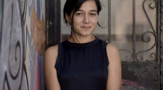 İstanbul’un Yorgun Binalarından İnsan Ruhuna Bir Yolculuk: “Geçmişten Düşenler”