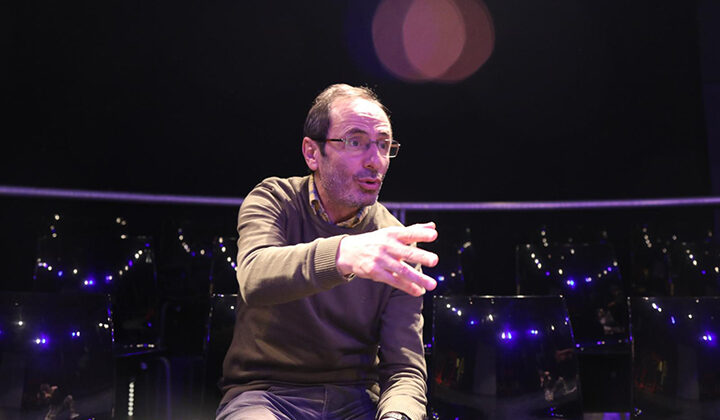 Yönetmen Nihat Alptekin’in Ödüllü Oyunları Avrupa’dan Kuzey Kıbrıs’a Uzanıyor